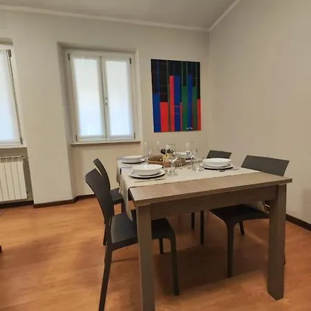 La Casa Al In Centro Storico Appartamento Omegna